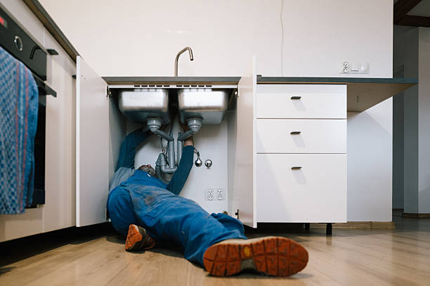 Professional Leak Detection technician working in Whitmore Lake, MI